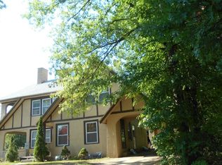 4 Stratford Ter, Springfield, MA 01108