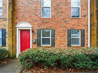 115 Winding River Dr #B, Sandy Springs, GA 30350