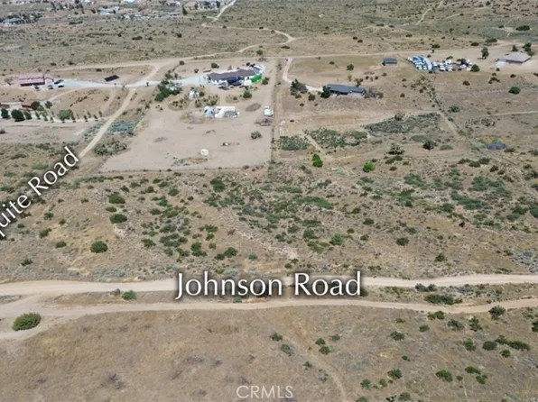 8001 Johnson Rd #1, Phelan, CA 92371