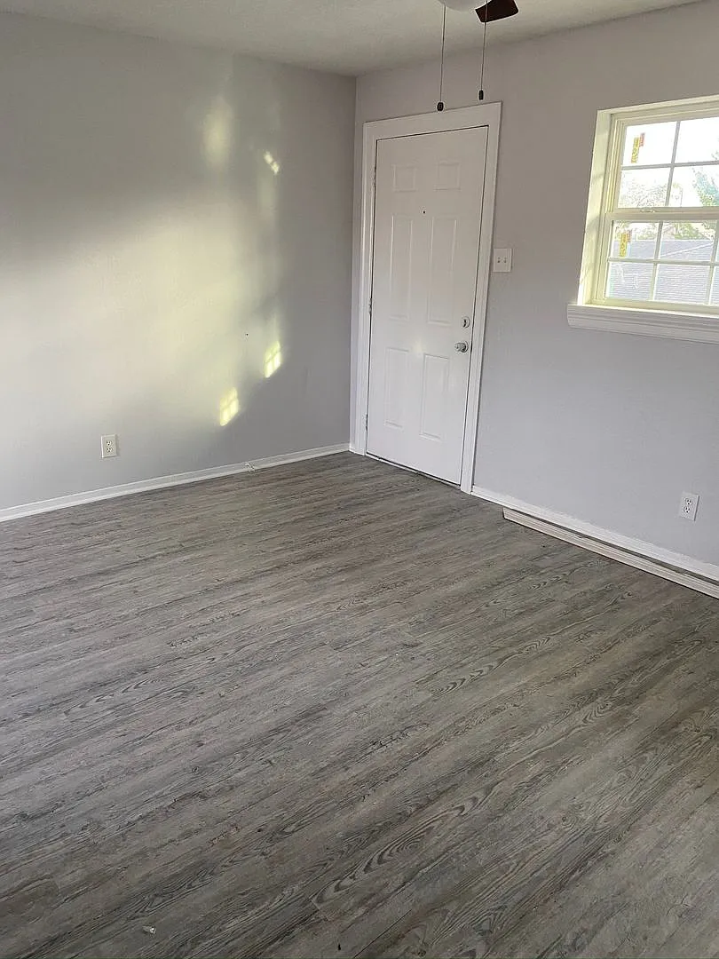 2518 Lidstone — Photo 3