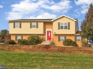 531 Milner Dr, Red Lion, PA 17356