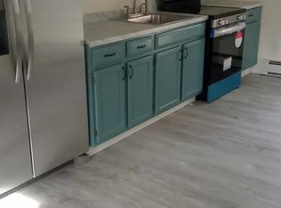 25 Rear Chapel St #1, Ellenville, NY 12428