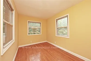 Rented by R New York