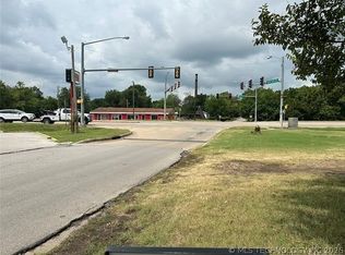 917 Martin Luther King Dr, Okmulgee, OK 74447