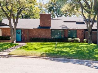 1912 Bluebird Ave, Fort Worth, TX 76111