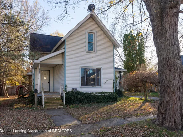 1415 Young St, Owosso, MI 48867