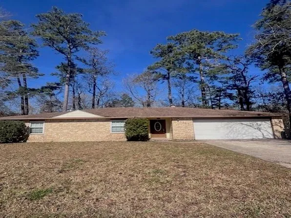 1367 Willowbend, Orange, TX 77630