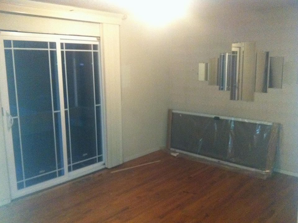 2nd image of 227 NE 126th Ave