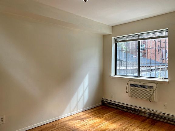 4th image of 10216 Nicolls Ave #1