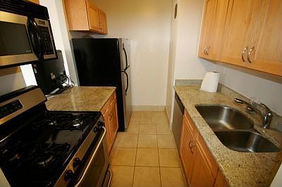 1st image of 310 Greenwich St APT 14A