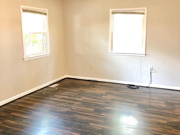 3rd image of 2242 Fort Pickens Ct #A