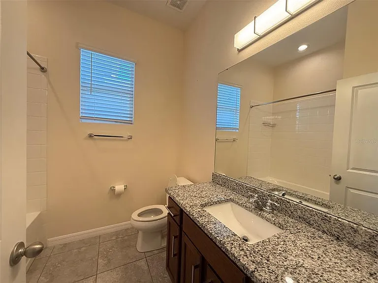 2074 Brillante Dr — Photo 15