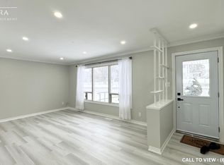 100 Fairway Rd N #1, Kitchener, ON N2A2N5