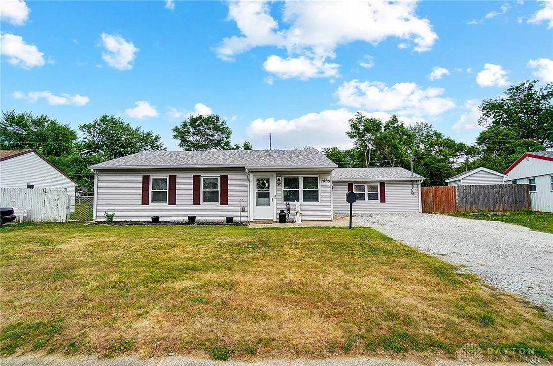 1026 Frayne Dr photo 1