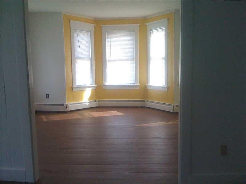 2nd image of 42 Green Street
