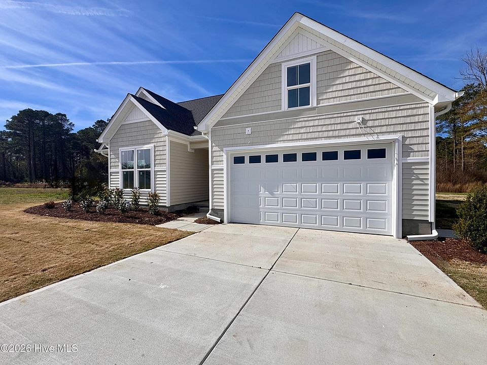 1st image of 851 Fairway Road