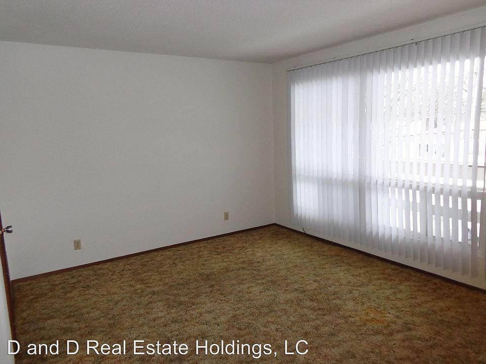 2nd image of 318 18th St NE APT 3