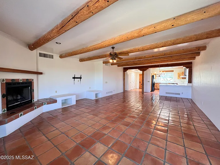 1040 N Wentworth Rd — Photo 16