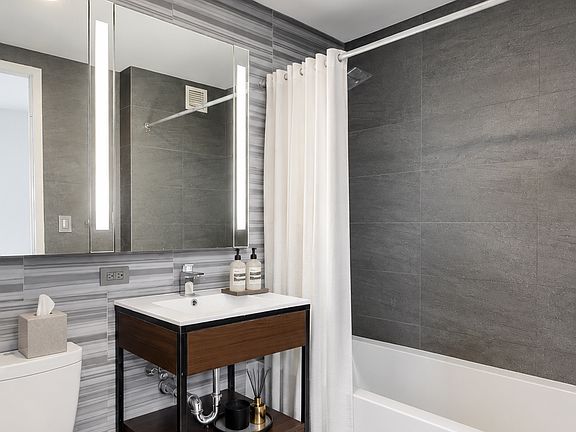 5th image of 605 W 42nd St Unit Ph5v
