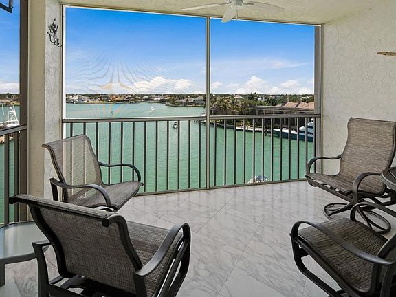 3rd image of 897 Collier Ct #4-204