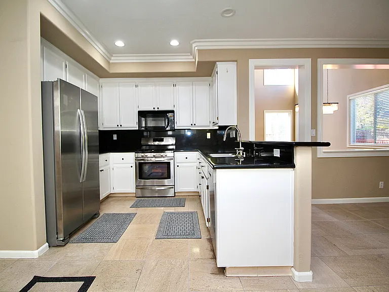 15512 Oceanside Way — Photo 13
