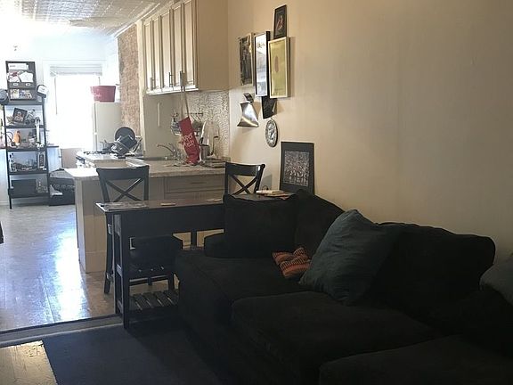 4th image of 517 51st Ave APT 2R