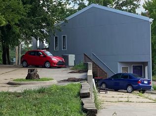 1834 Claflin Rd APT B, Manhattan, KS 66502