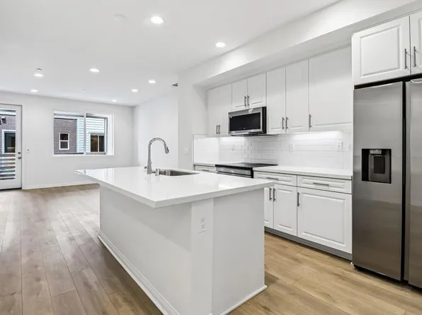 536 Sandstone Ct, El Cajon, CA 92020