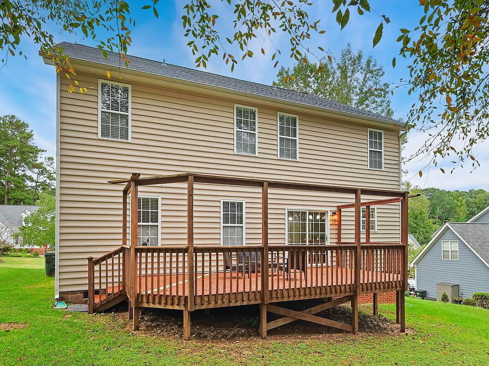 1st image of 110 Roan Dr