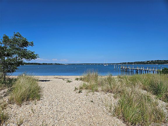 2nd image of 3650 Bay Shore Rd