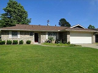1st image of 2030 Phelps Dr