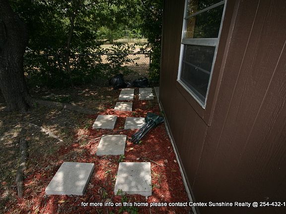 3rd image of 108 E Vardeman Ave