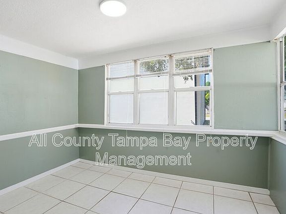 5th image of 1106 W Peninsular St