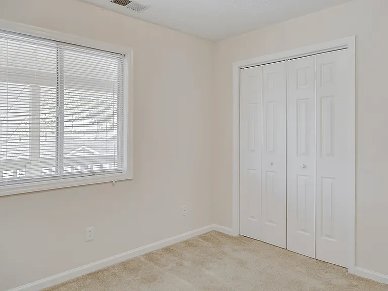 Patriot Point Apartment Homes — Photo 56