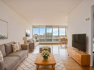 31 Four Winds Dr #1014, Toronto, ON M3J1K9