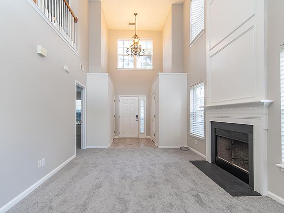 5th image of 4833 Shady Tree Ln