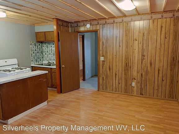 3rd image of 11638 Staunton Tpke APT 105