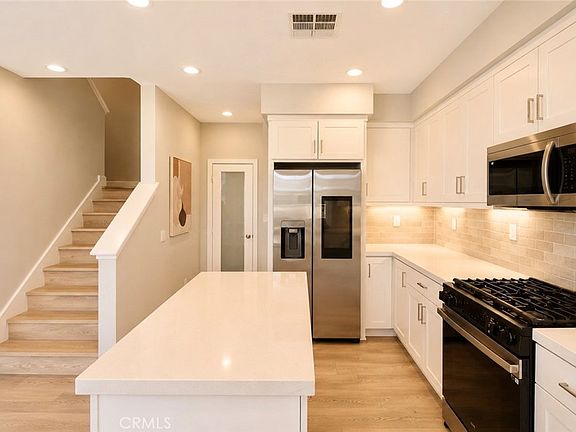 5th image of 1030 N Anaheim Blvd Unit 2