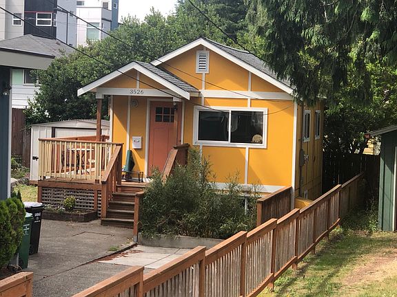 2nd image of 3526 NE 86th St