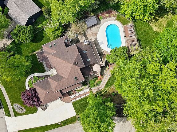2nd image of 5019 Lausanne Dr