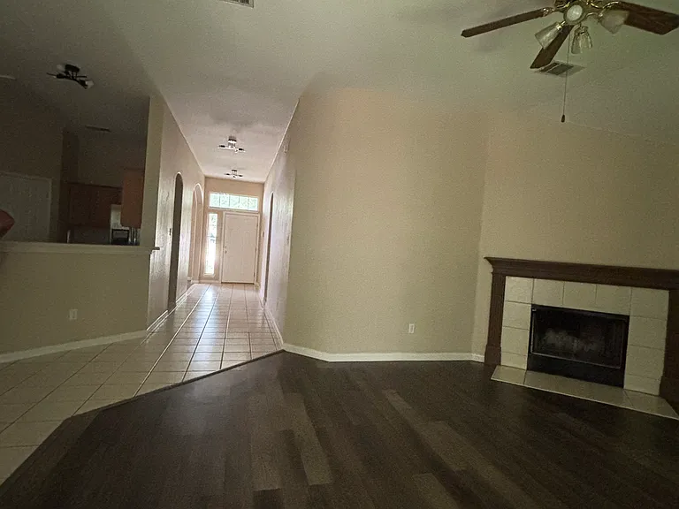 1386 Ashberry Trl — Photo 6
