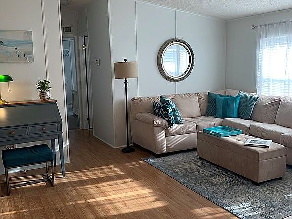 5th image of 229 Bimini Cay Cir