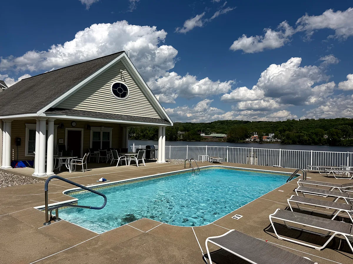 Building Photo - 1204 Admirals Walk Dr #1204