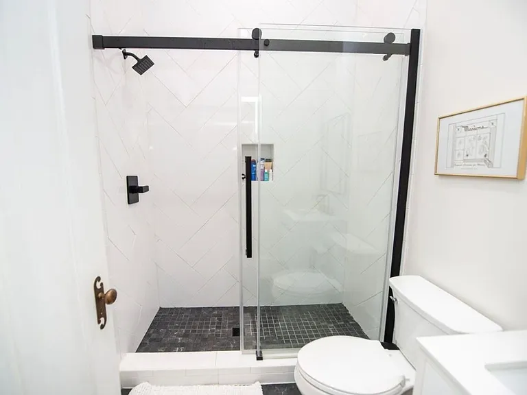 144 W Hampton Ave — Photo 15
