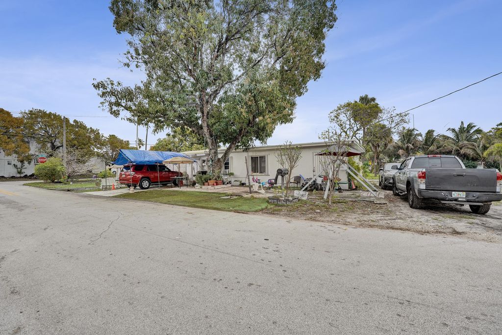 630 NW 15th Avenue, photo 4