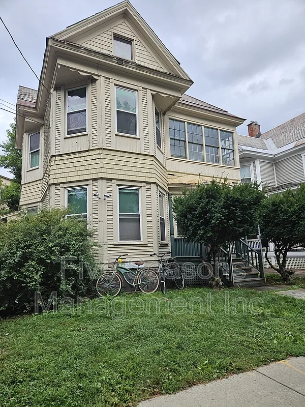 Studio, 1.0 bath, 450 sqft, $1,450 — Photo 1