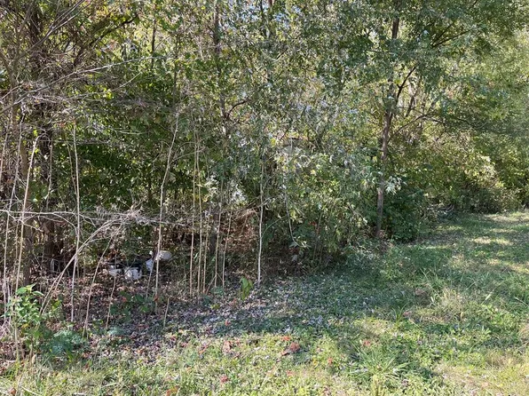320 W 3rd St, Bainbridge, OH 45612