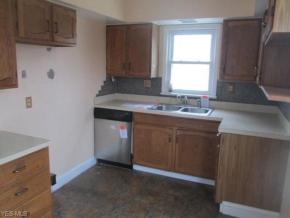 5th image of 1325 Washington Blvd