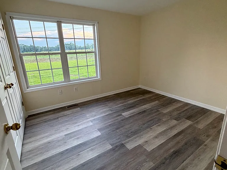 202 Sanford Rd #202 — Photo 4