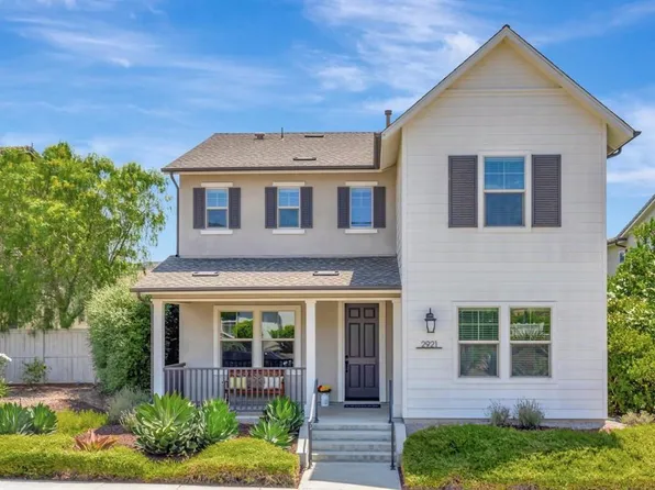 2921 Starry Night Dr, Escondido, CA 92029